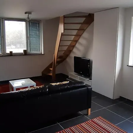 Duplex A L'entree De Avec Emplacement Velos * Ciney